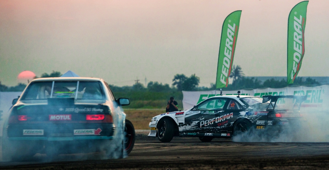 Drift Racer Severely Tested as Federal King of Nations Heats up in Malay and Thai